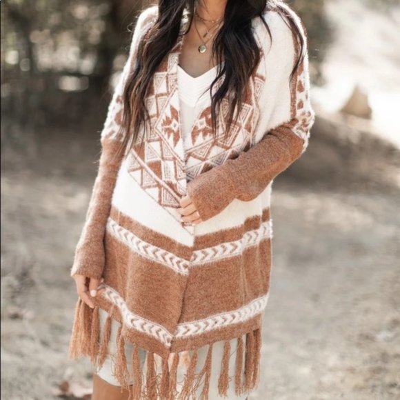 New Yellowstone Cowichan Western Cardigan Sweater - Picture 3 of 11